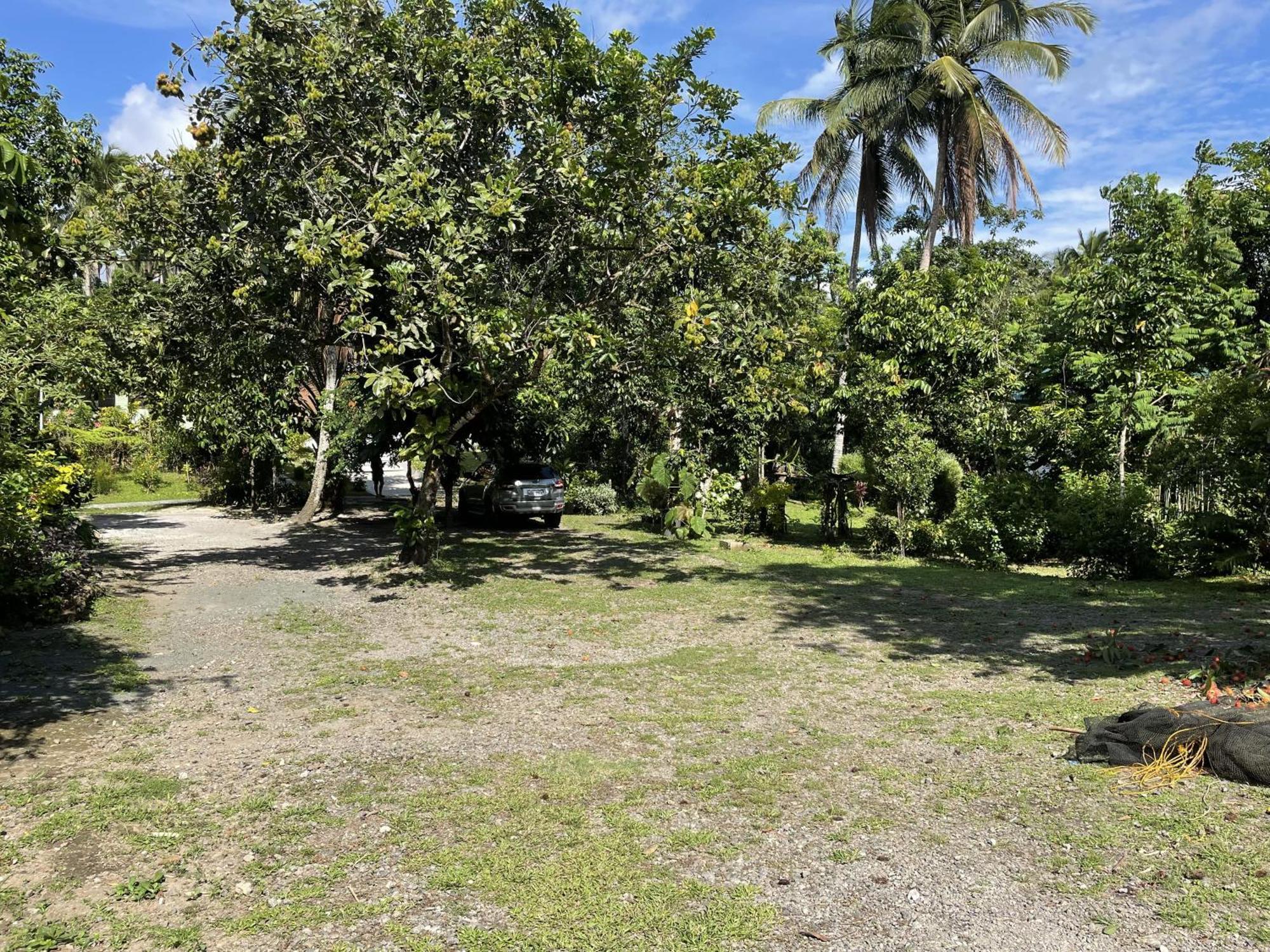 Mayas Nest Nagcarlan Buitenkant foto